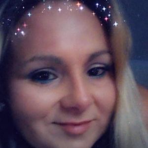 Meet your Posher, Janella